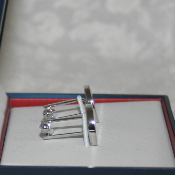 SADDLEBRED MEN'S CUFFLINKS ROUND SILVER - Picture 2 of 2